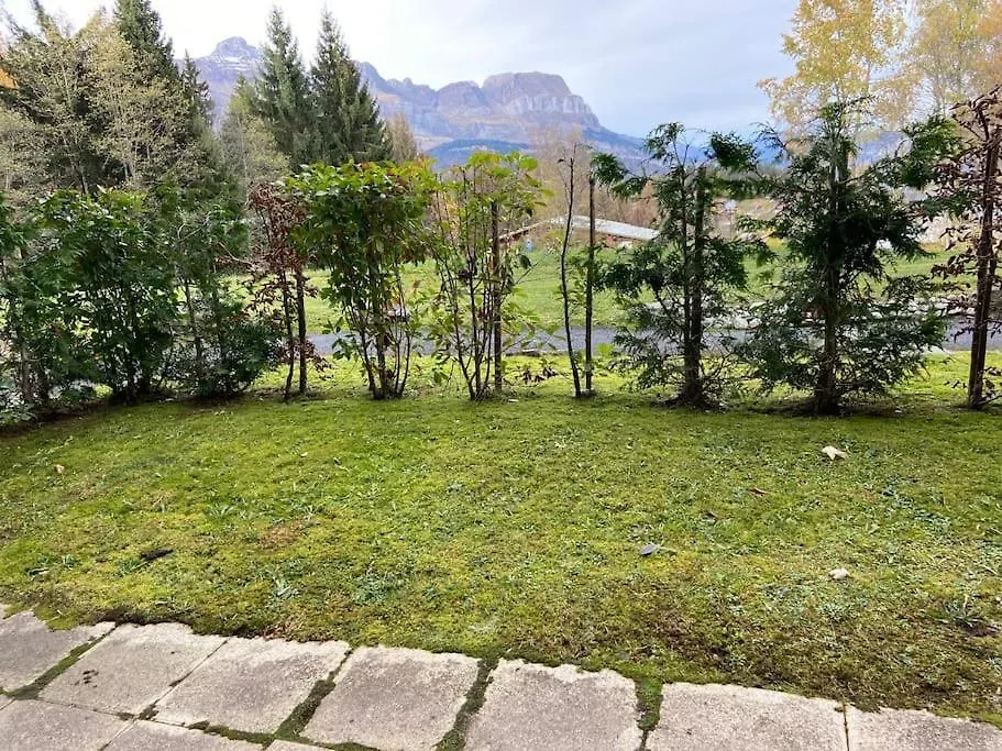 Apartment Appartement Au Pied Des Pistes Combloux France